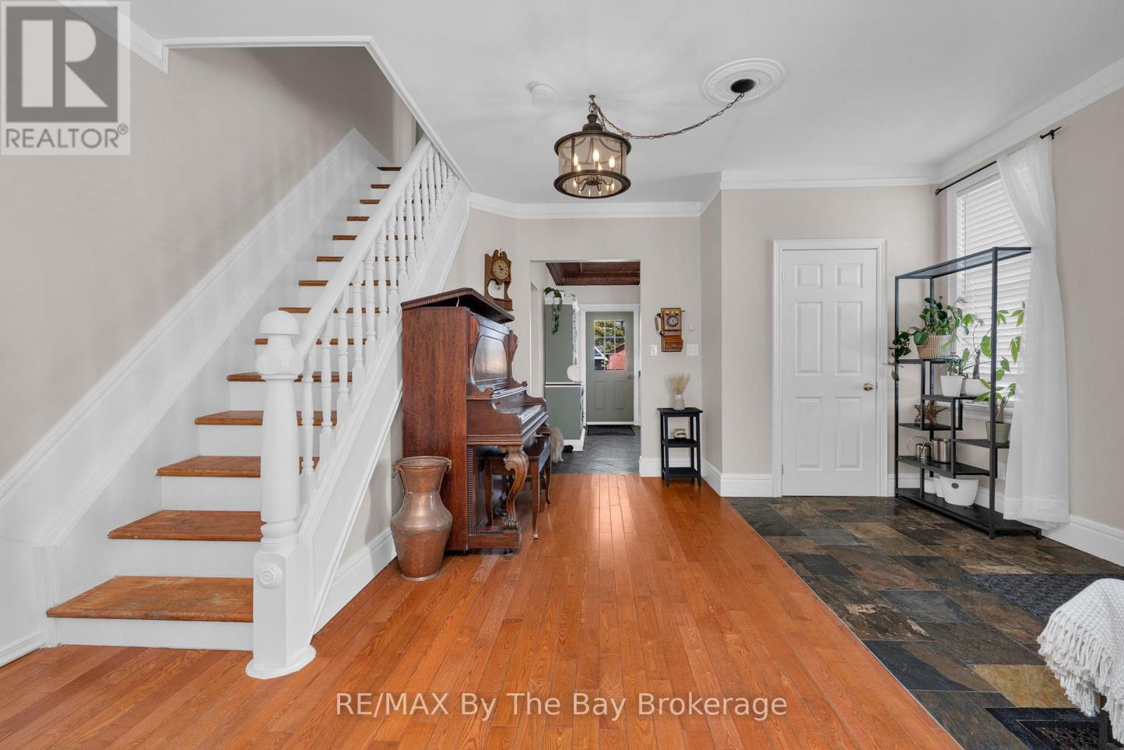 72 River Street, Brock, Ontario  L0C 1H0 - Photo 4 - N12209392