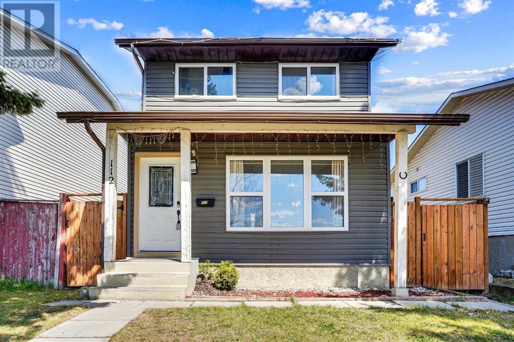 112 Castleridge Drive Ne, Calgary, Alberta  T3J 1Y8 - Photo 1 - A2213710