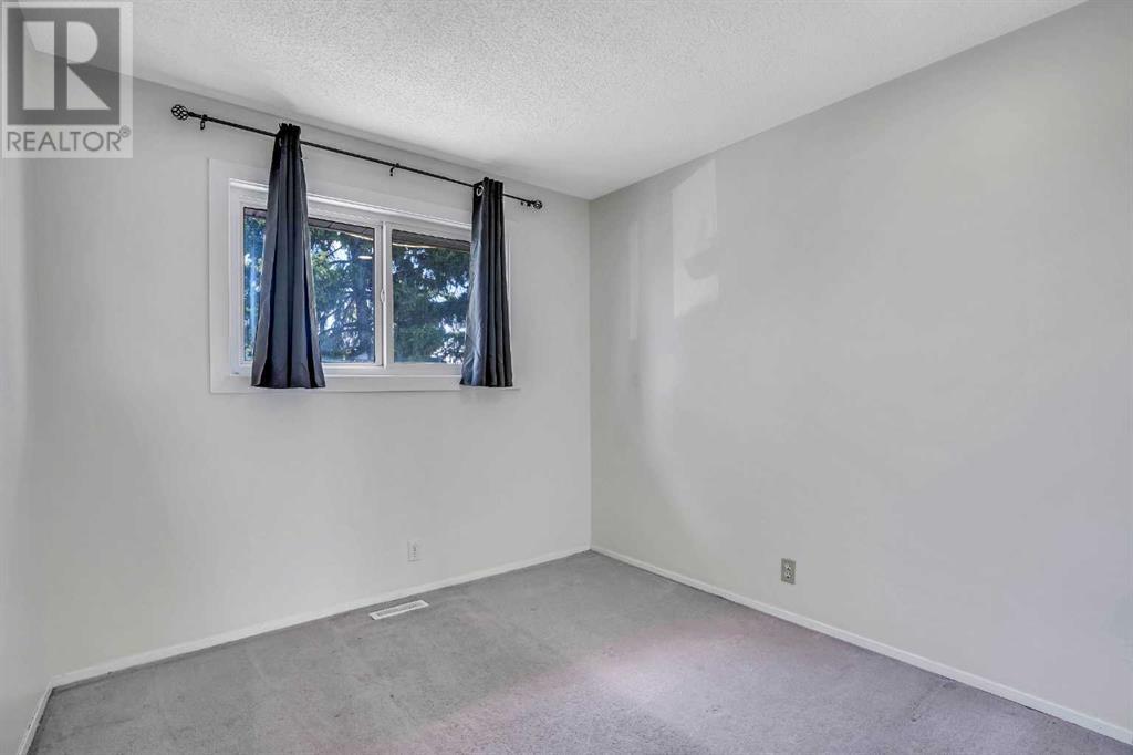 112 Castleridge Drive Ne, Calgary, Alberta  T3J 1Y8 - Photo 32 - A2213710