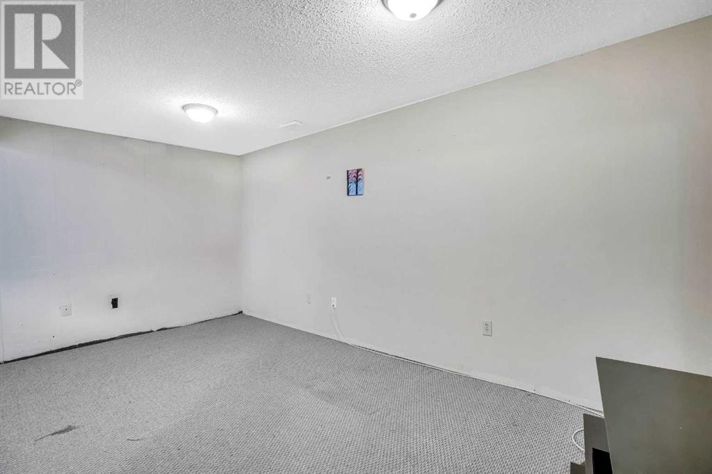 112 Castleridge Drive Ne, Calgary, Alberta  T3J 1Y8 - Photo 36 - A2213710