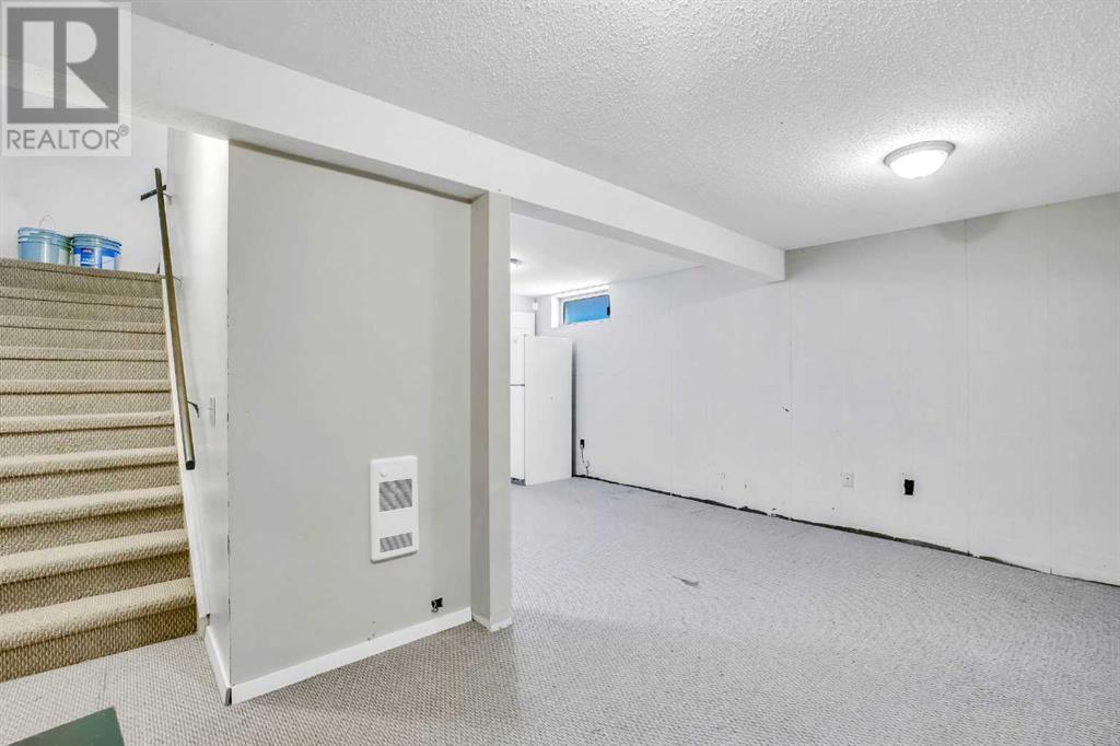 112 Castleridge Drive Ne, Calgary, Alberta  T3J 1Y8 - Photo 37 - A2213710
