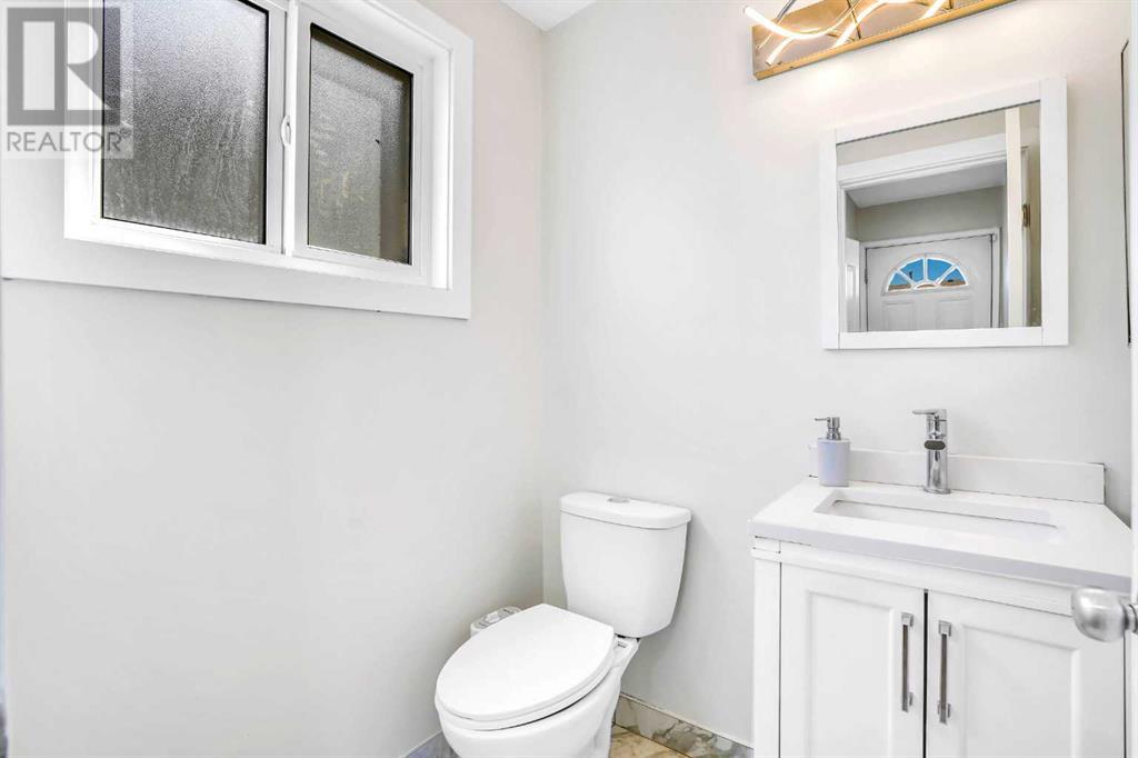 112 Castleridge Drive Ne, Calgary, Alberta  T3J 1Y8 - Photo 21 - A2213710