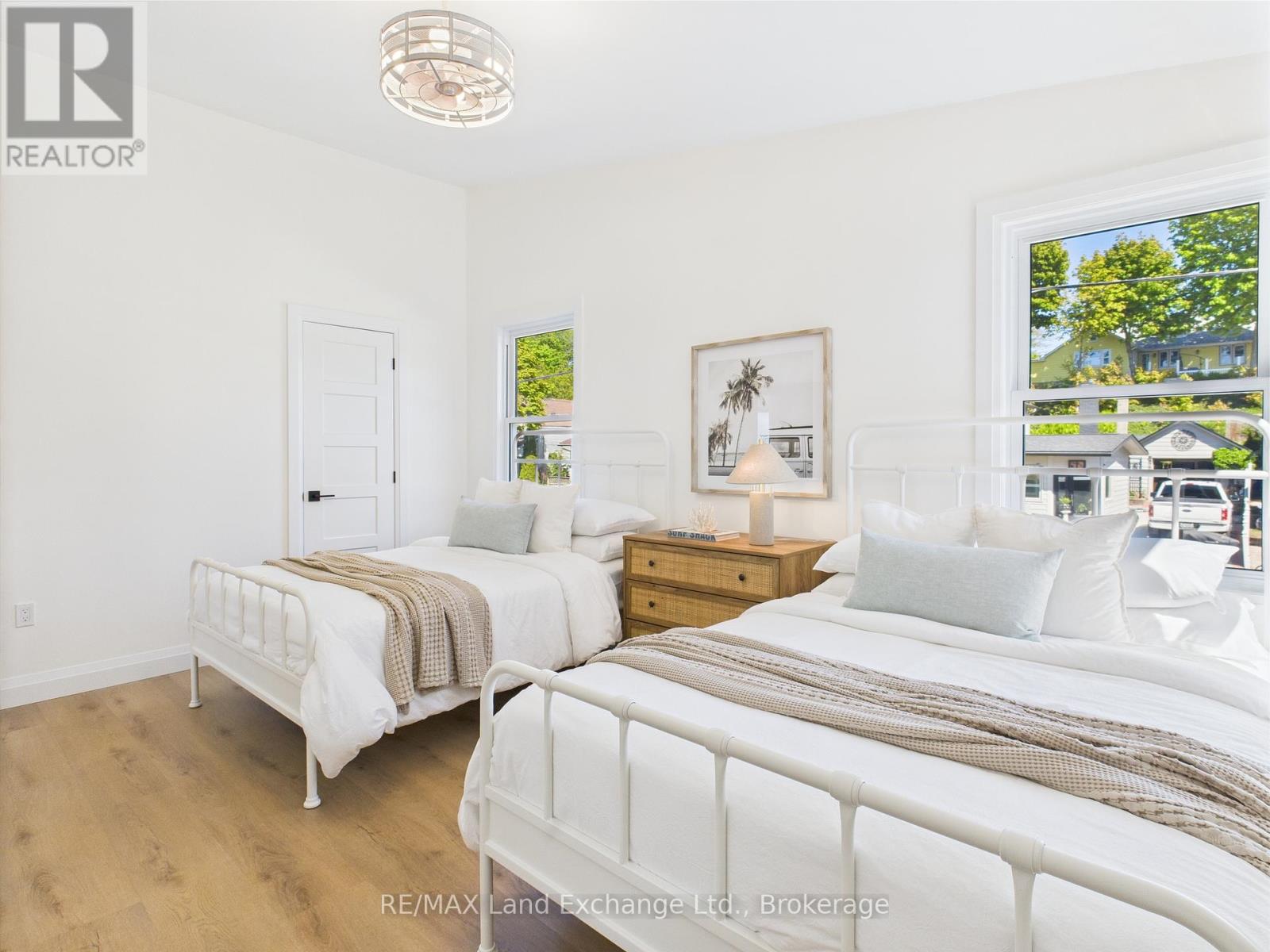 177 Durham Street, Kincardine, Ontario  N2Z 1A4 - Photo 21 - X12209407