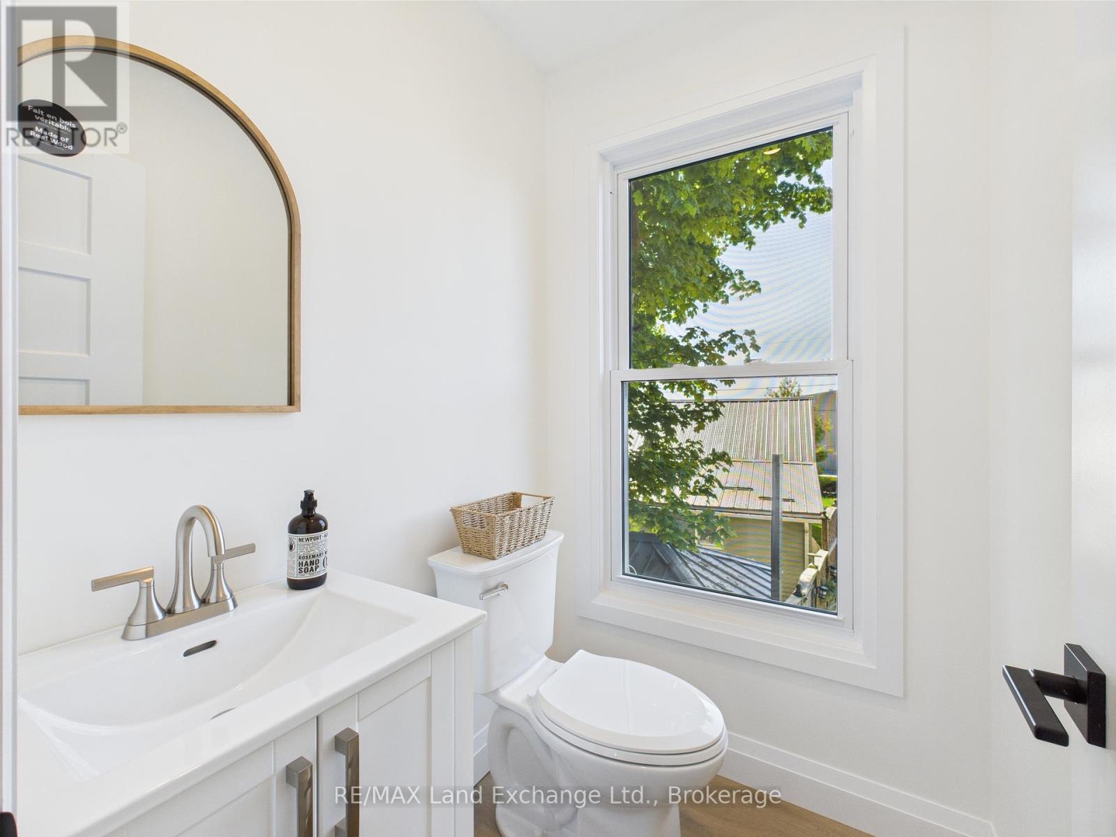 177 Durham Street, Kincardine, Ontario  N2Z 1A4 - Photo 22 - X12209407