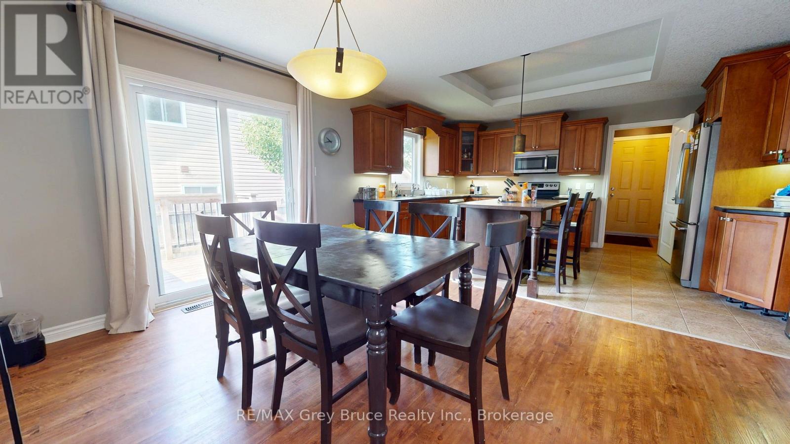 16 Paterson Street, Kincardine, Ontario  N0G 2T0 - Photo 8 - X12209483