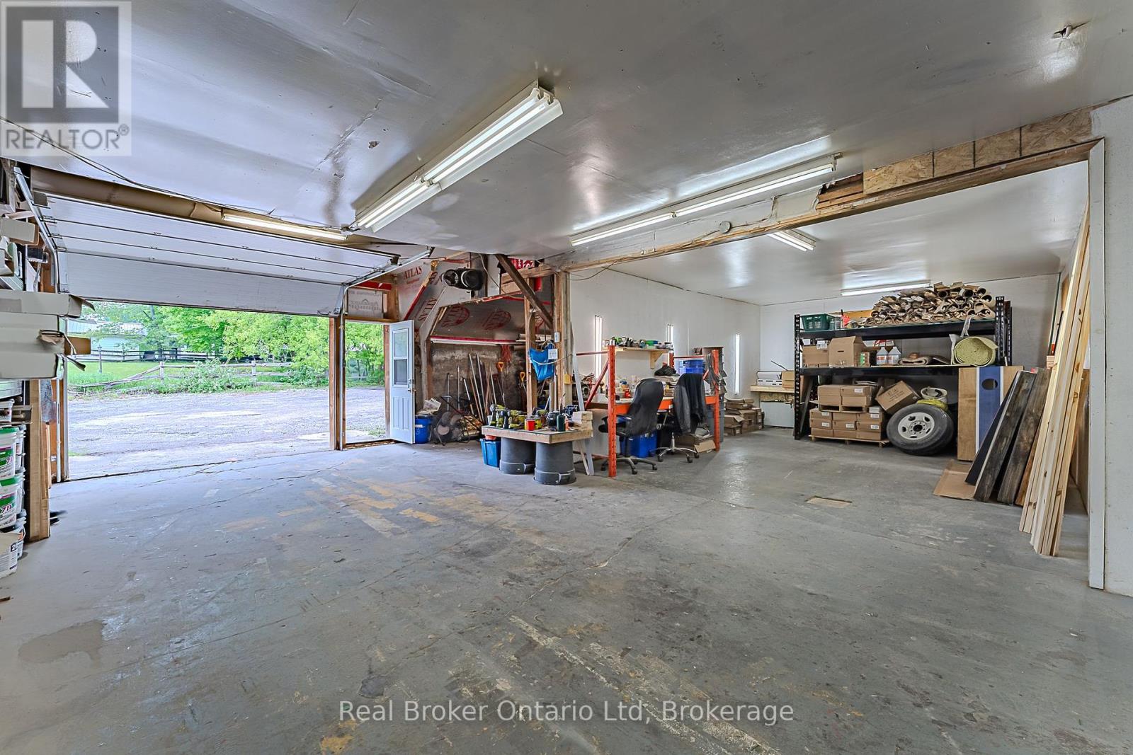 130 Crawford Street, Chatsworth, Ontario  N0H 1G0 - Photo 16 - X12209520