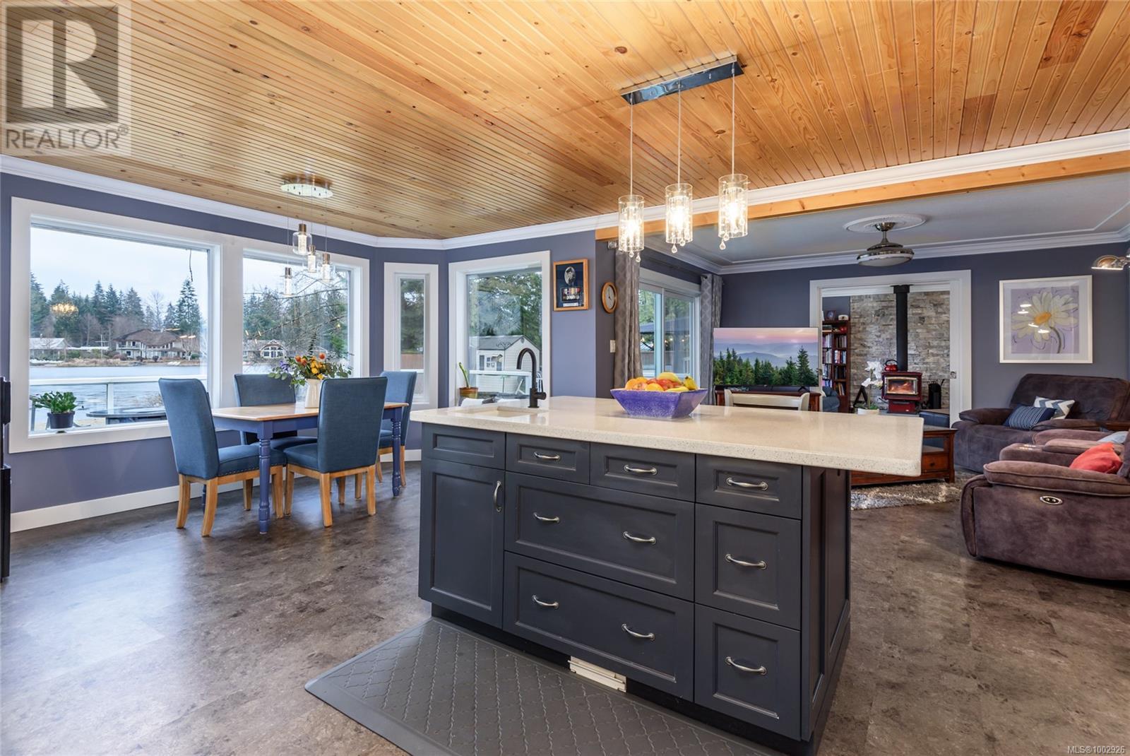 9536 Martin Park Dr, Black Creek, British Columbia