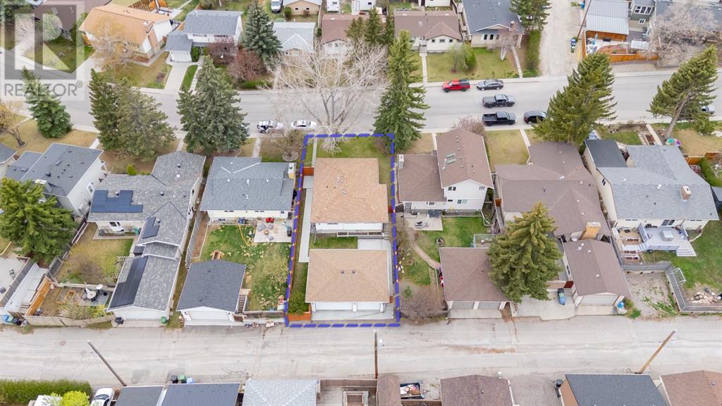 Property at 147 Silver Springs Drive NW image 2