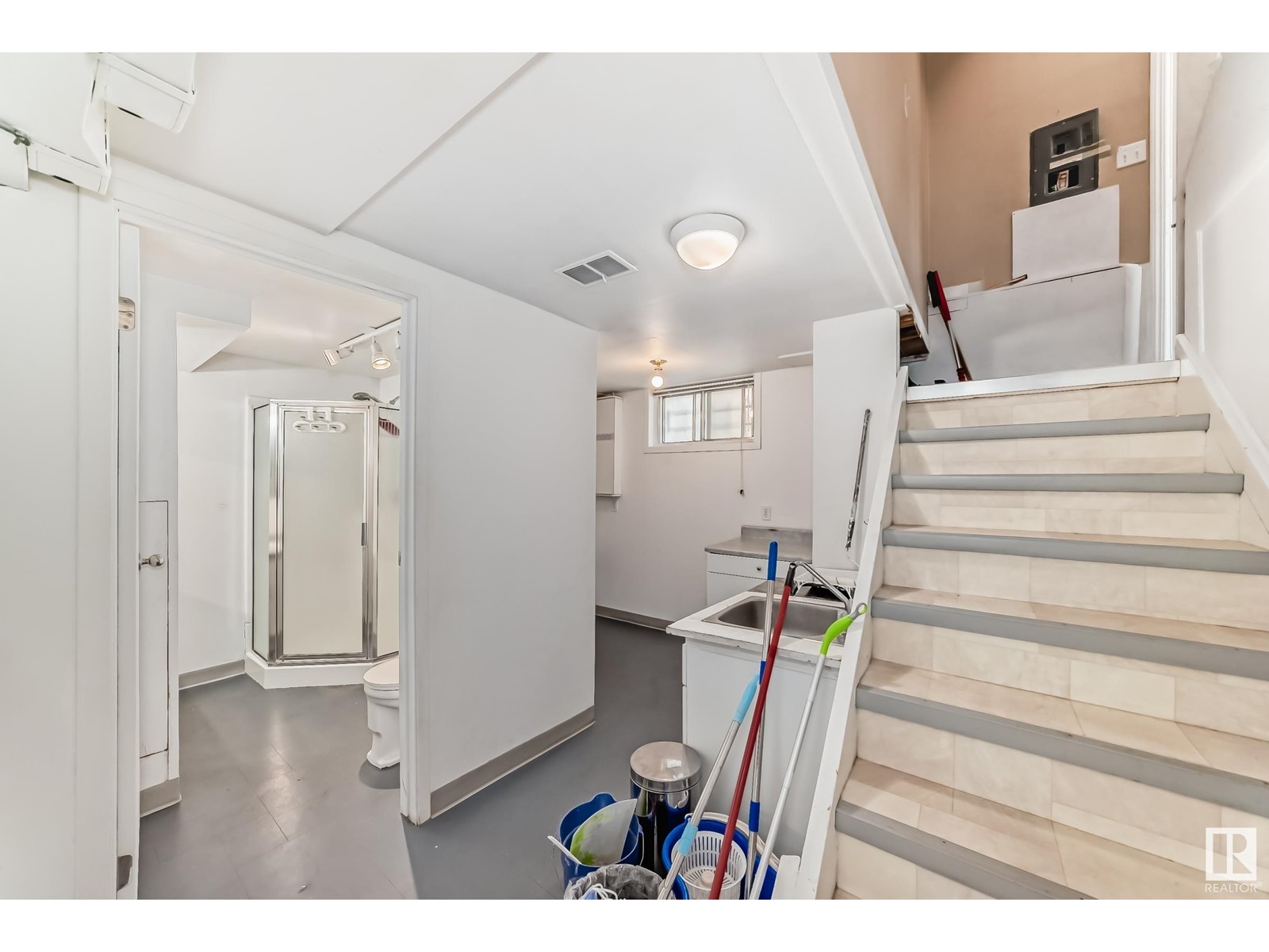 7910 115 St Nw, Edmonton, Alberta  T6G 1N8 - Photo 18 - E4441454