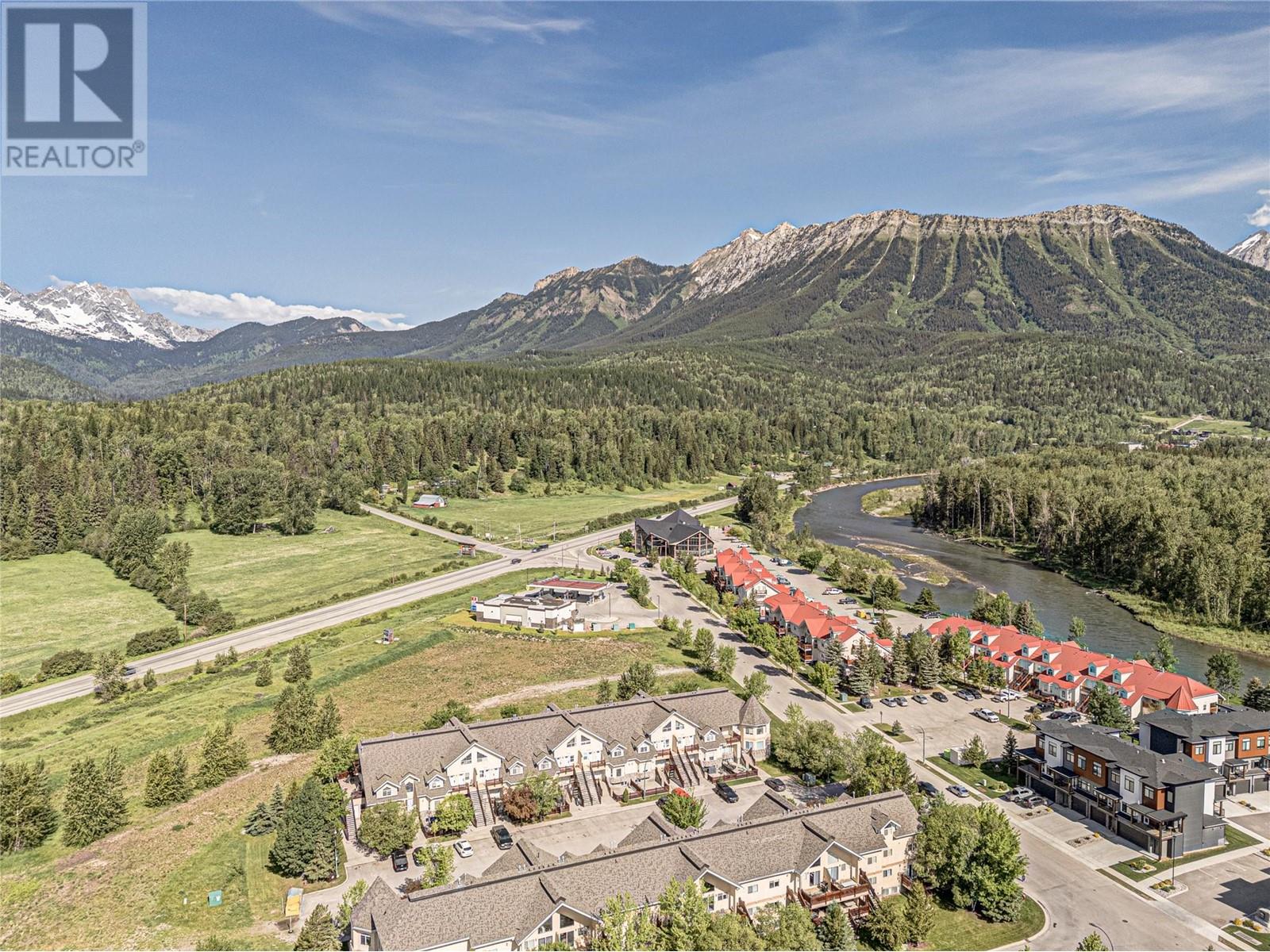 1200 Riverside Way Unit# 1216, Fernie, British Columbia  V0B 1M7 - Photo 47 - 10348173