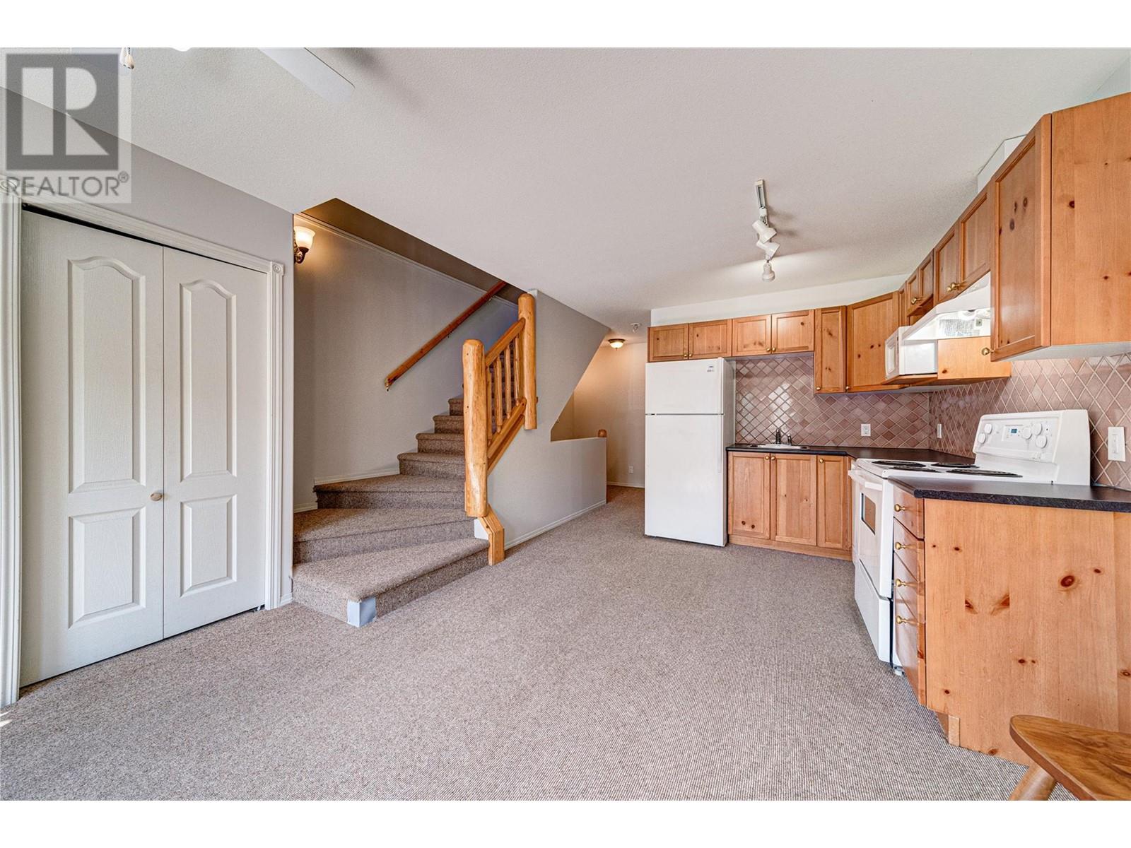 1200 Riverside Way Unit# 1216, Fernie, British Columbia  V0B 1M7 - Photo 8 - 10348173