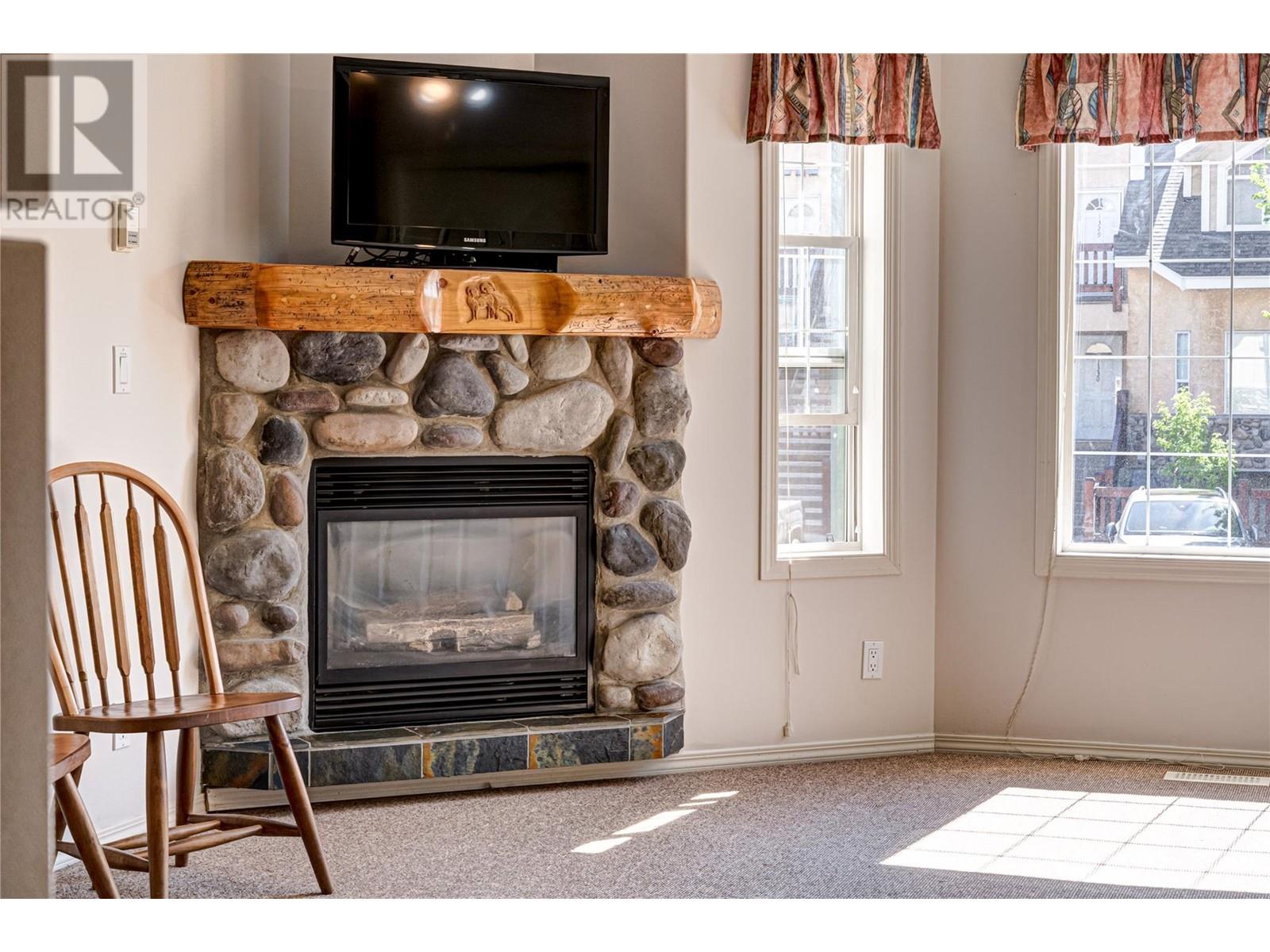1200 Riverside Way Unit# 1216, Fernie, British Columbia  V0B 1M7 - Photo 11 - 10348173