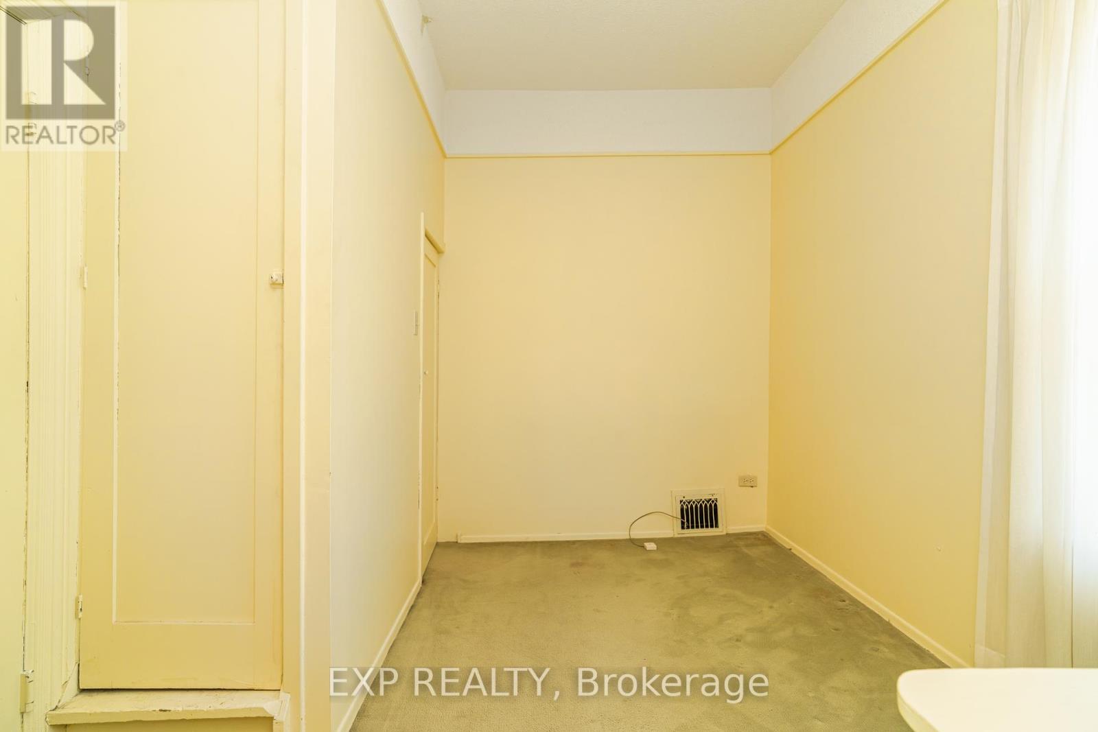 53 Elmsley Street N, Smiths Falls, Ontario  K7A 2G8 - Photo 31 - X12209352