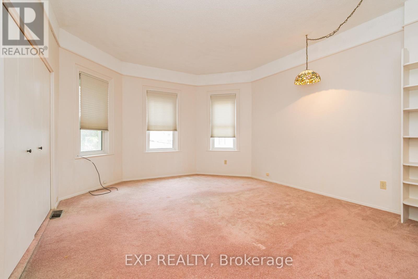 53 Elmsley Street N, Smiths Falls, Ontario  K7A 2G8 - Photo 34 - X12209352