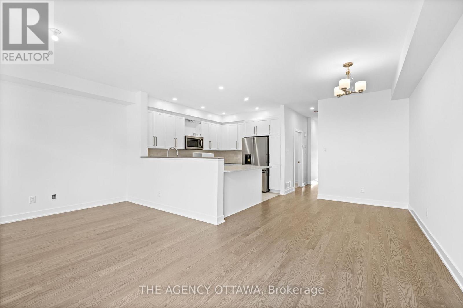 140 Sencha Terrace, Ottawa, Ontario  K2J 6Z2 - Photo 10 - X12209362