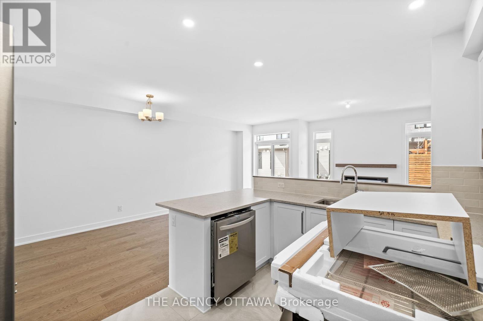 140 Sencha Terrace, Ottawa, Ontario  K2J 6Z2 - Photo 19 - X12209362