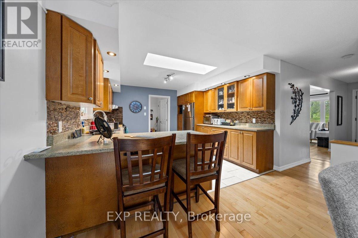 1106 Dunning Road, Ottawa, Ontario  K4C 1P5 - Photo 11 - X12209495