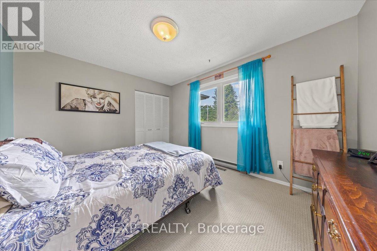 1106 Dunning Road, Ottawa, Ontario  K4C 1P5 - Photo 16 - X12209495