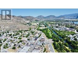 6363 & 6365 Main Street, oliver, British Columbia
