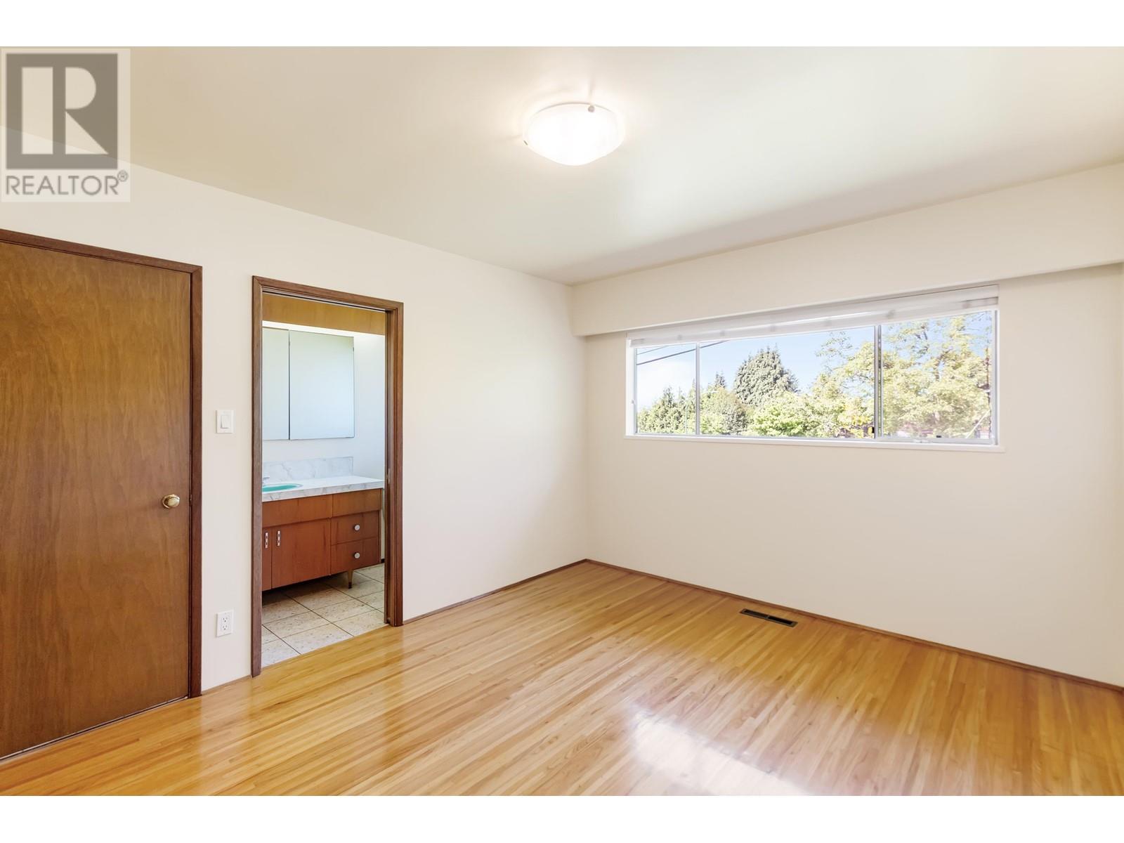 7988 Sussex Avenue, Burnaby, British Columbia  V5J 3W3 - Photo 20 - R3013162
