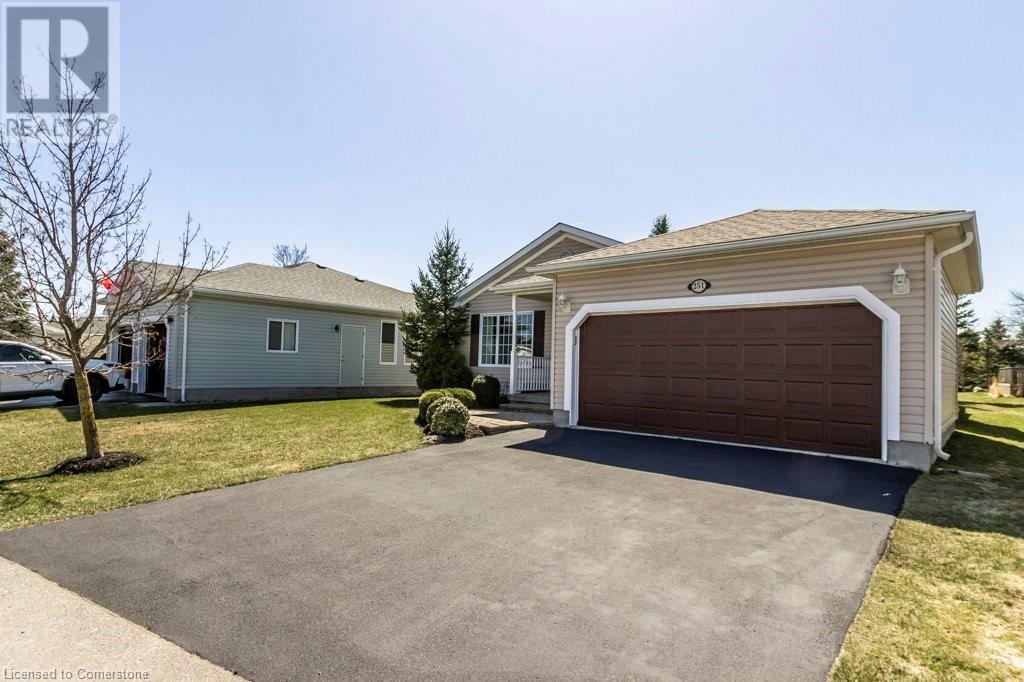 251 Glenariff Drive, Freelton, Ontario  L8B 1A5 - Photo 2 - 40739551