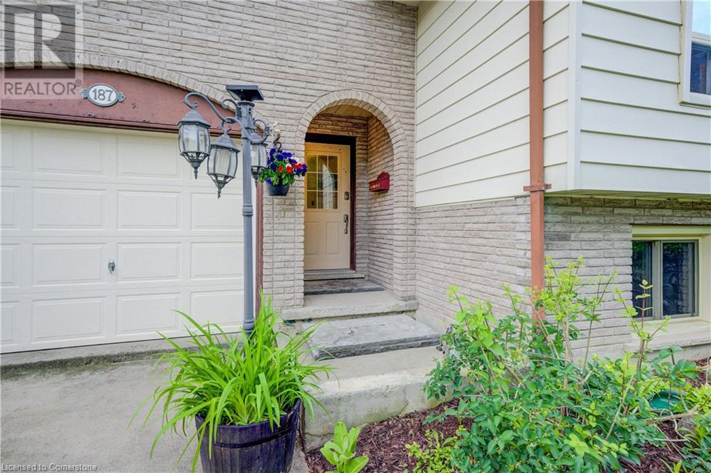 187 Northlake Drive, Waterloo, Ontario  N2V 1B7 - Photo 5 - 40738050