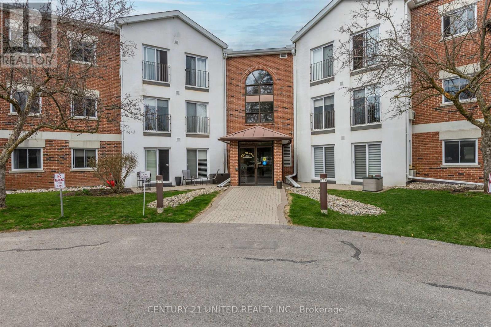 204 - 1111 Water Street, Peterborough North, Ontario  K9H 3P7 - Photo 2 - X12150141