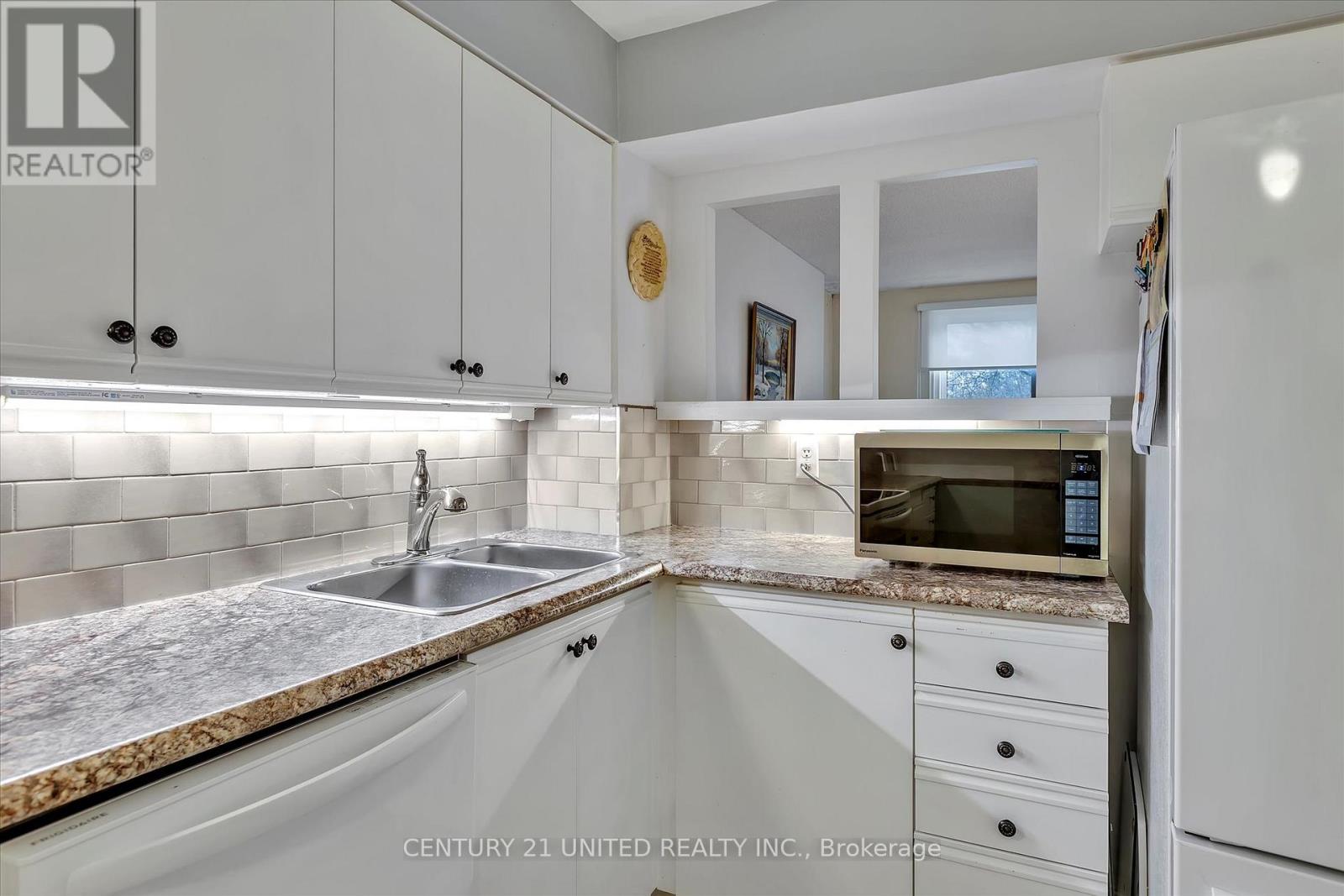 204 - 1111 Water Street, Peterborough North, Ontario  K9H 3P7 - Photo 25 - X12150141