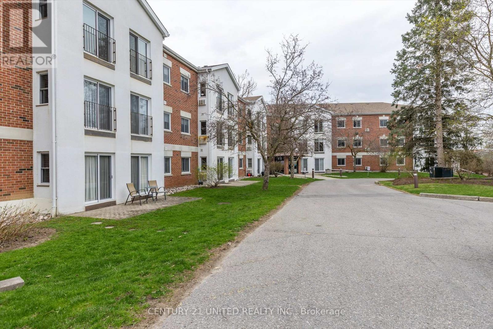 204 - 1111 Water Street, Peterborough North, Ontario  K9H 3P7 - Photo 8 - X12150141