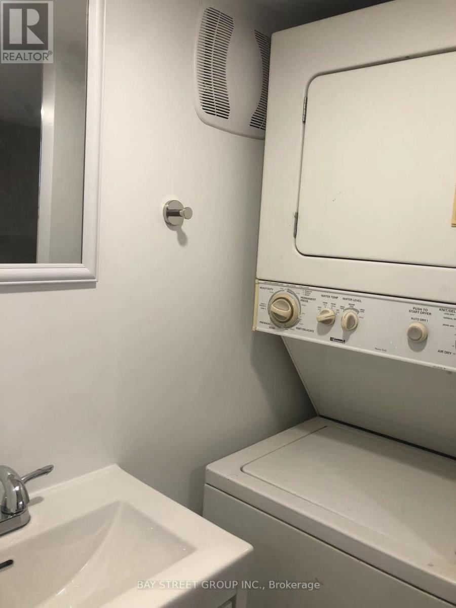Bsmt - 478 Winona Drive, Toronto, Ontario  M6C 3T7 - Photo 11 - C12209279