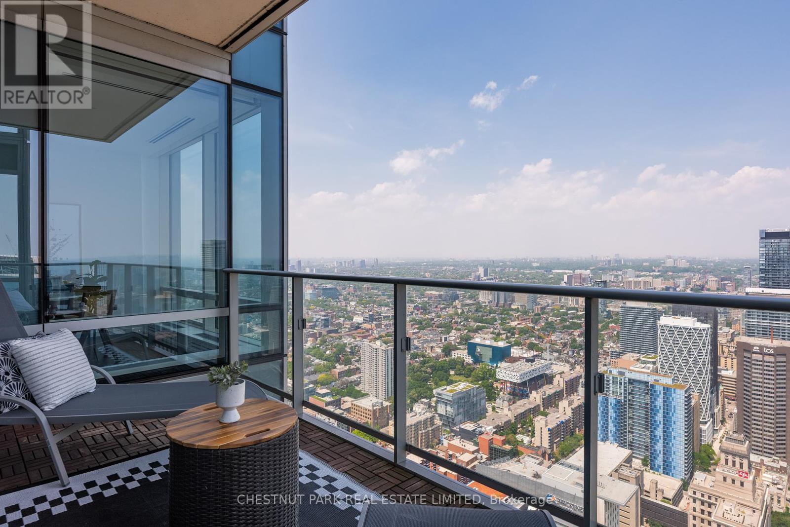 6104 - 180 University Avenue, Toronto (Bay Street Corridor), Ontario  M5H 0A2 - Photo 37 - C12209281