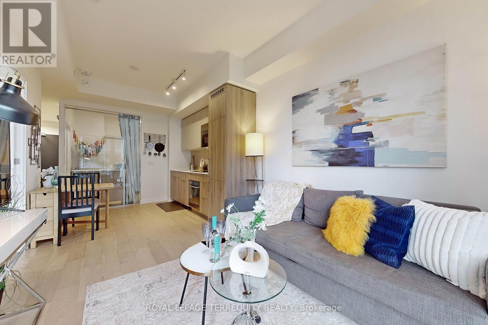 612 - 840 St Clair Avenue W, Toronto, Ontario  M6C 0A4 - Photo 15 - C12209304