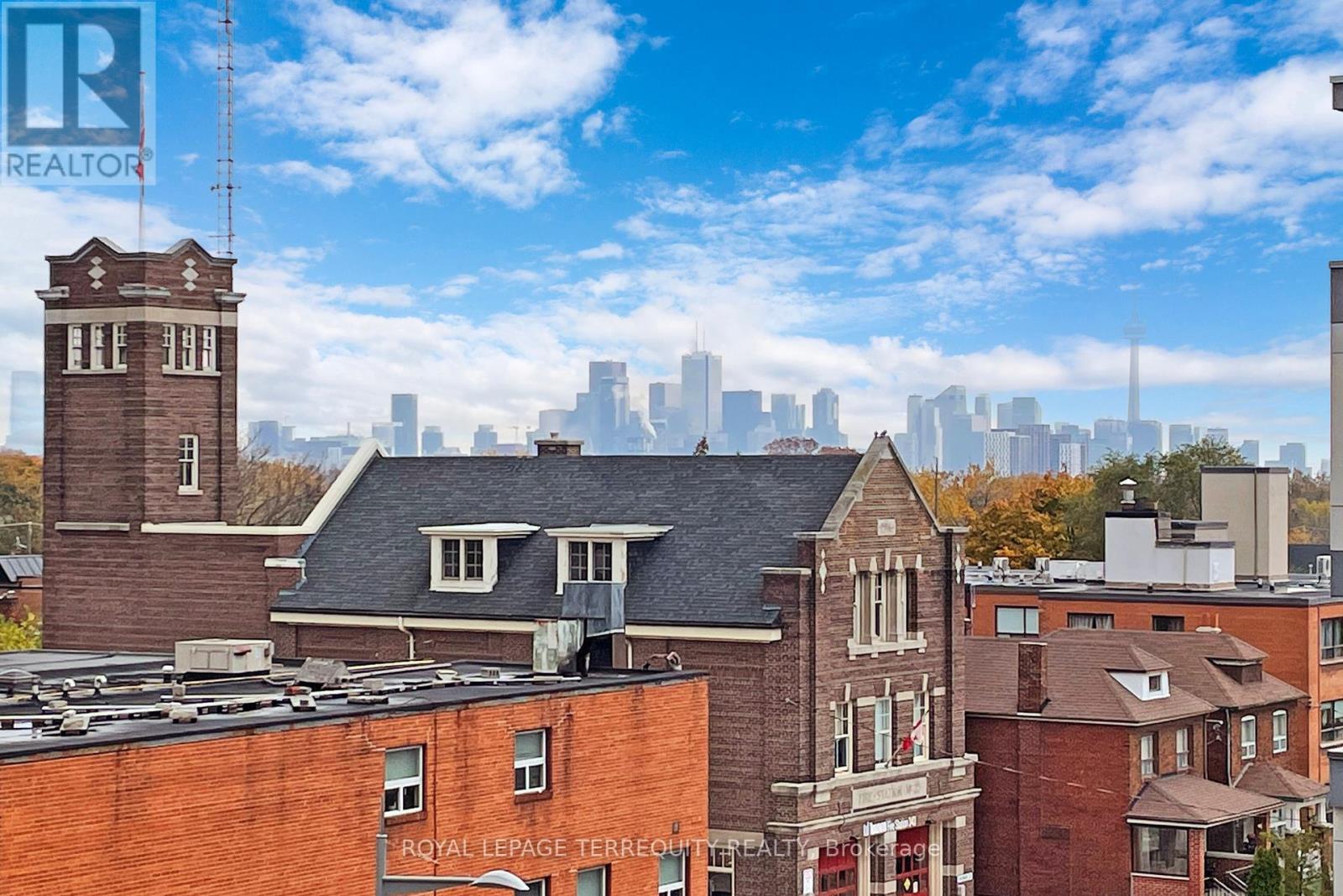612 - 840 St Clair Avenue W, Toronto, Ontario  M6C 0A4 - Photo 29 - C12209304