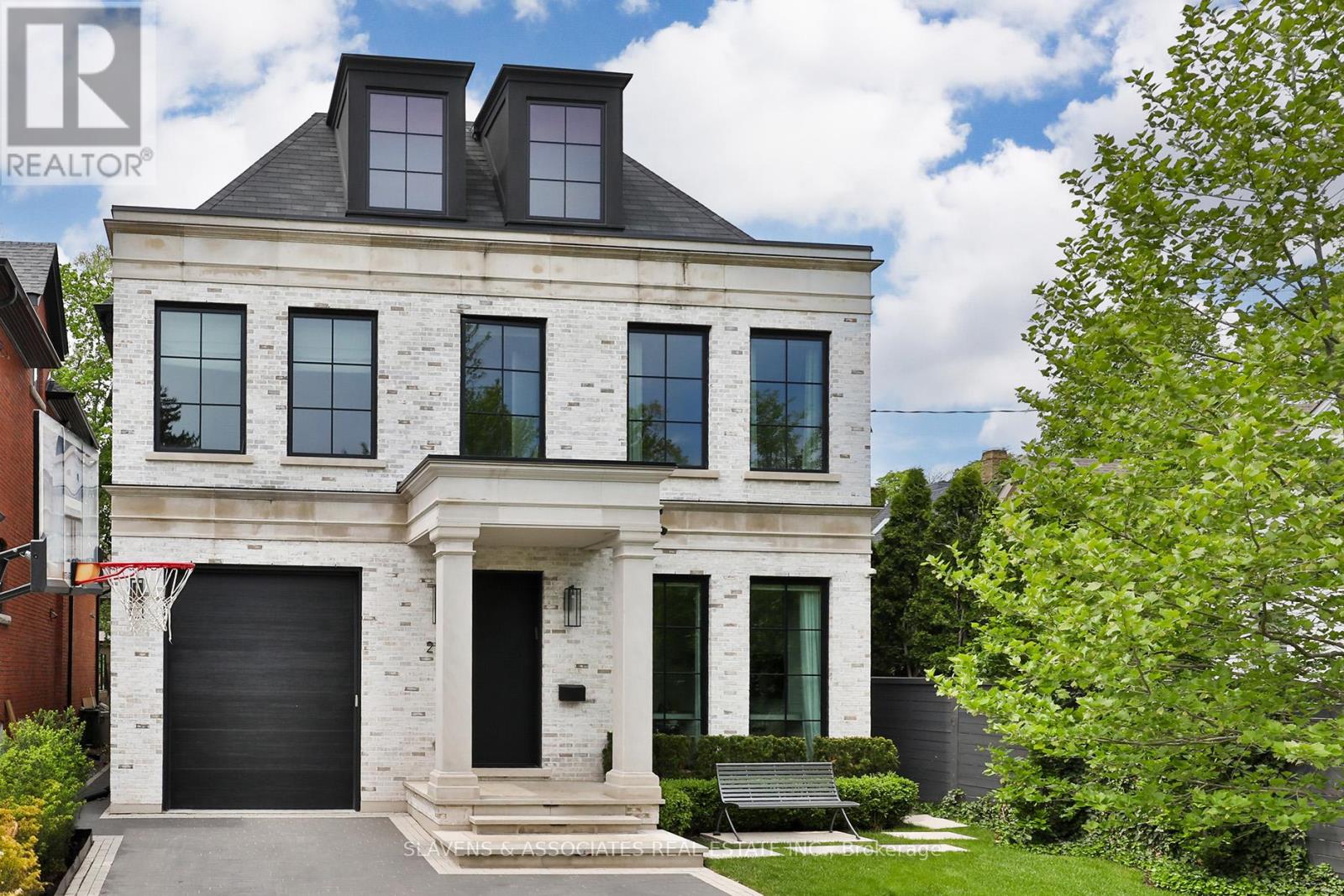 216 GLENAYR ROAD, Toronto, Ontario