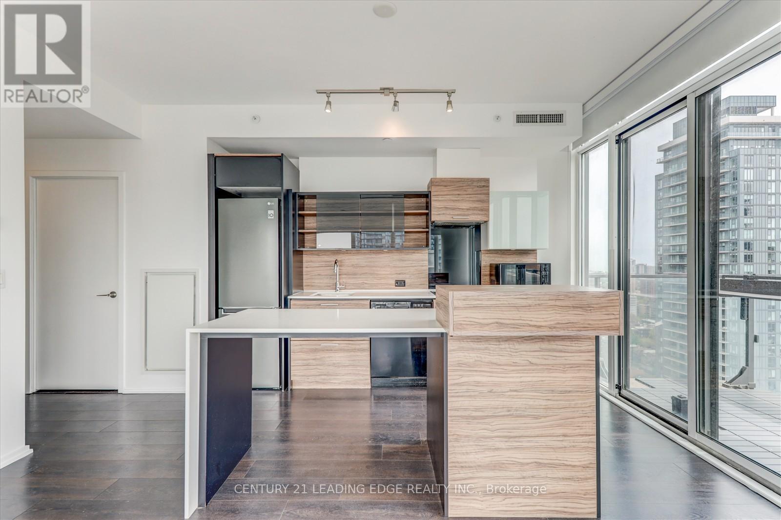 2304 - 75 St Nicholas Street, Toronto (Bay Street Corridor), Ontario  M4Y 0A5 - Photo 11 - C12209316