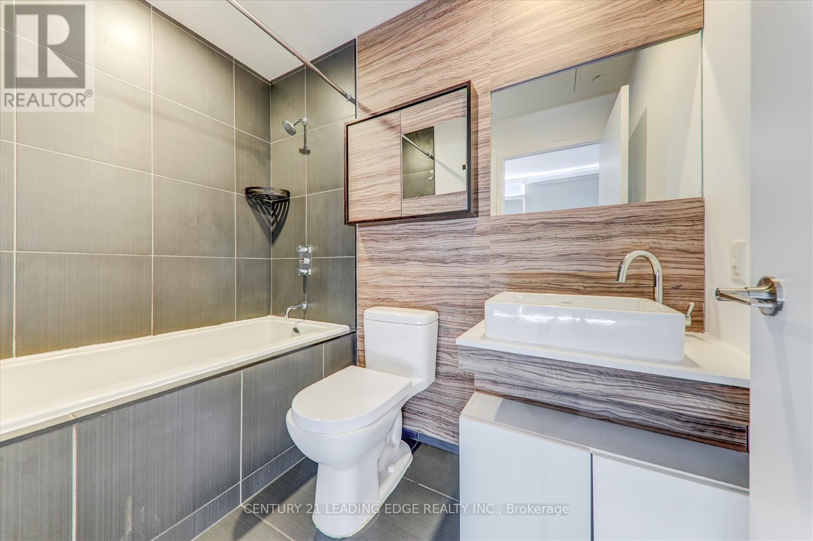 2304 - 75 St Nicholas Street, Toronto (Bay Street Corridor), Ontario  M4Y 0A5 - Photo 22 - C12209316