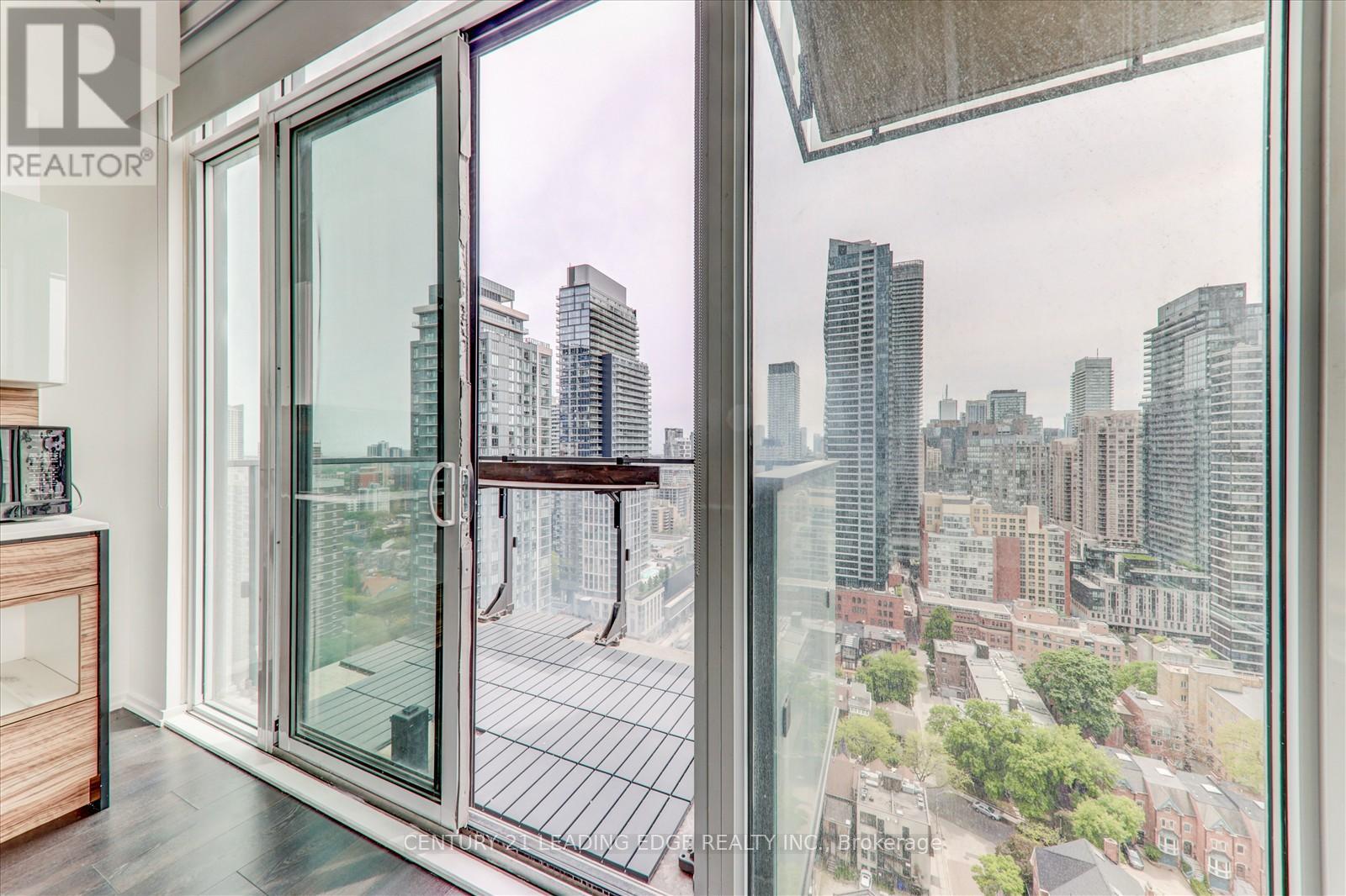 2304 - 75 St Nicholas Street, Toronto (Bay Street Corridor), Ontario  M4Y 0A5 - Photo 32 - C12209316
