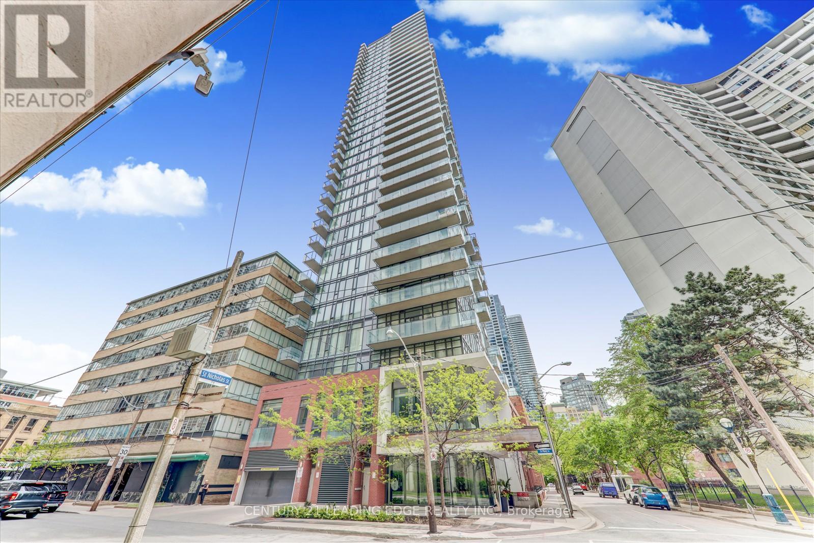 2304 - 75 St Nicholas Street, Toronto (Bay Street Corridor), Ontario  M4Y 0A5 - Photo 4 - C12209316