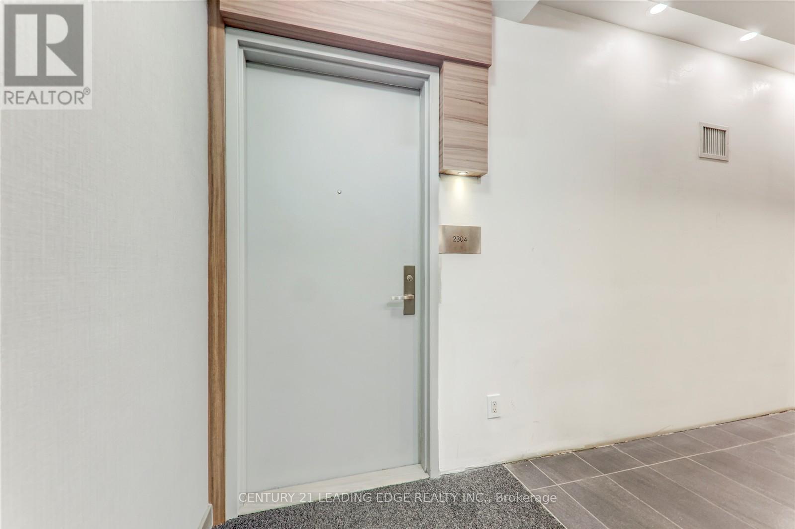 2304 - 75 St Nicholas Street, Toronto (Bay Street Corridor), Ontario  M4Y 0A5 - Photo 8 - C12209316