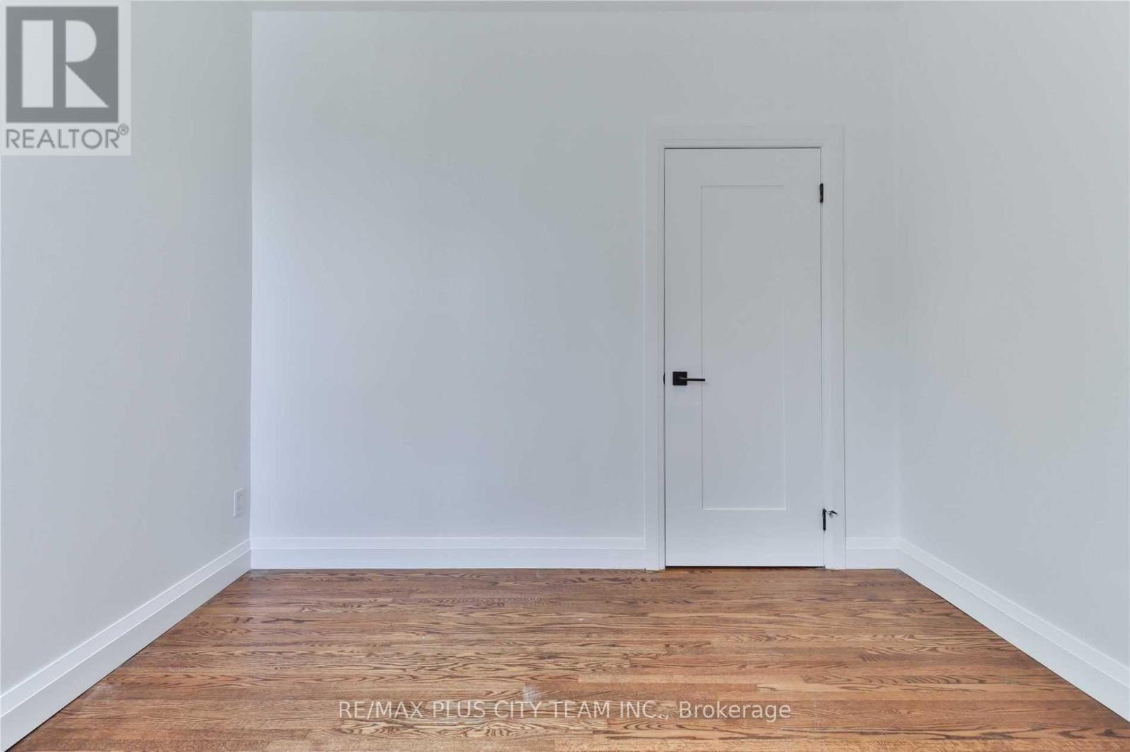 Upper - 153 Niagara Street, Toronto, Ontario  M5V 1C6 - Photo 26 - C12209350