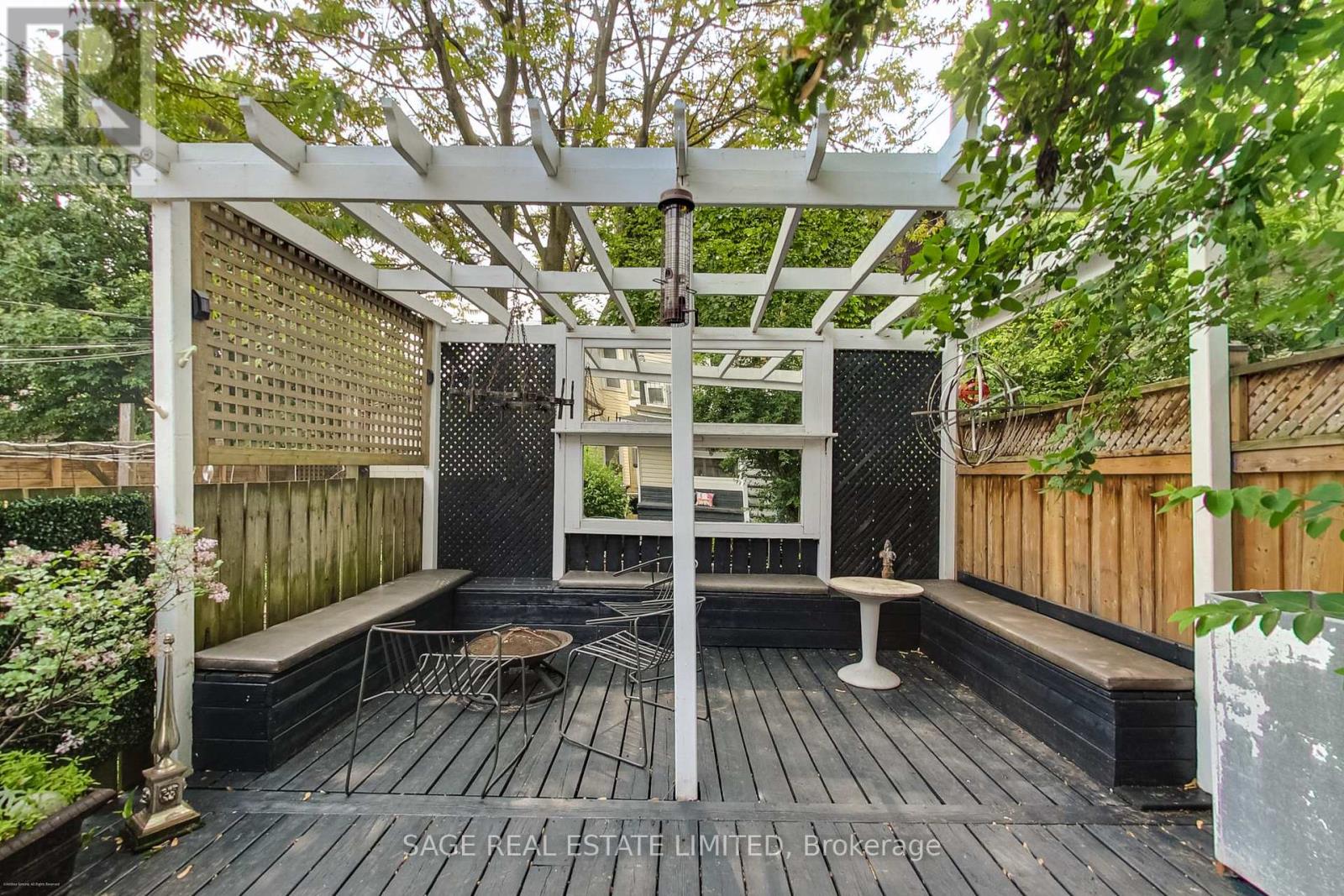 272 Sterling Road, Toronto, Ontario  M6R 2B9 - Photo 37 - C12209443