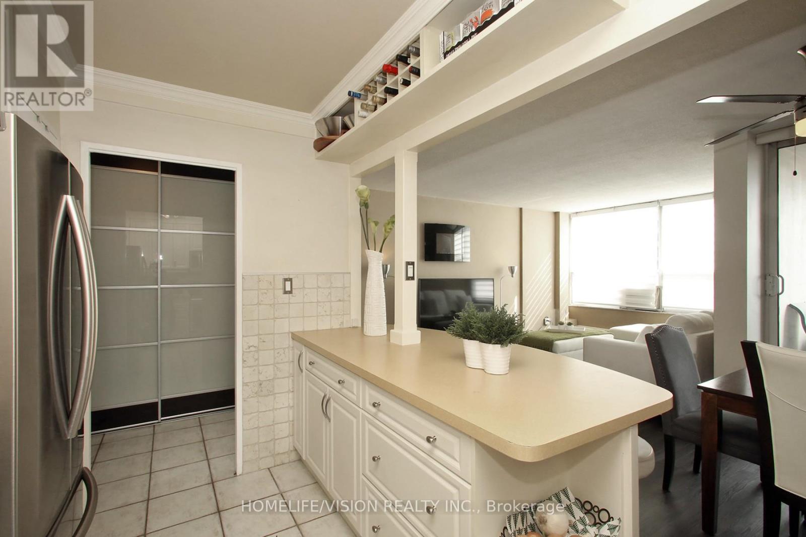 409 - 15 Vicora Linkway, Toronto, Ontario  M3C 1A7 - Photo 13 - C12209444