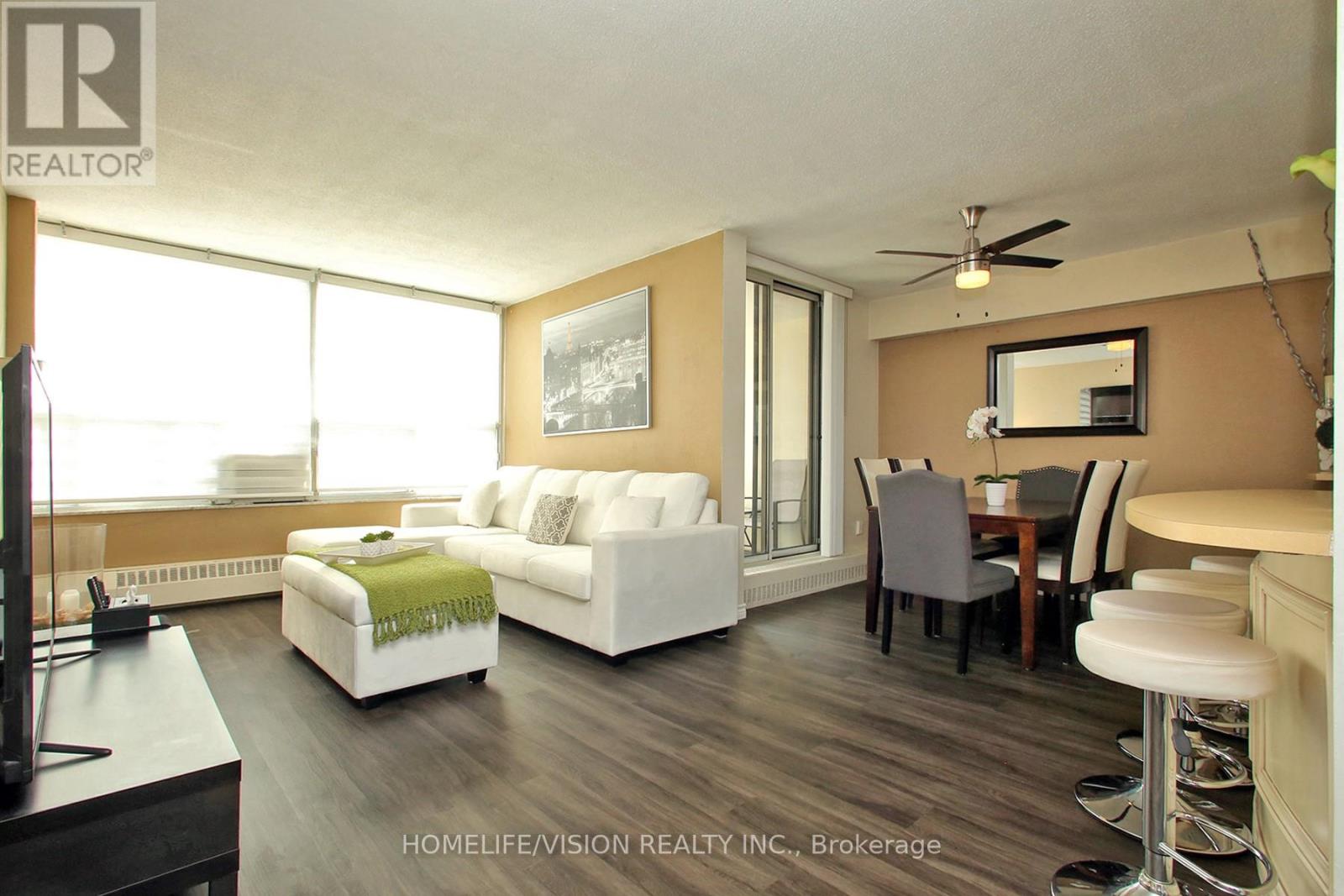 409 - 15 Vicora Linkway, Toronto, Ontario  M3C 1A7 - Photo 5 - C12209444