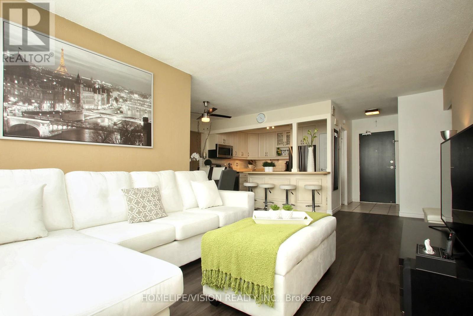 409 - 15 Vicora Linkway, Toronto, Ontario  M3C 1A7 - Photo 6 - C12209444