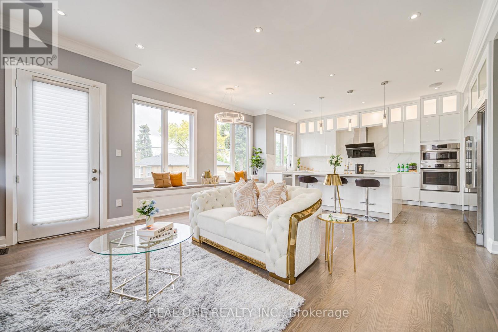 158 Waterloo Avenue, Toronto, Ontario  M3H 3Z1 - Photo 17 - C12209451