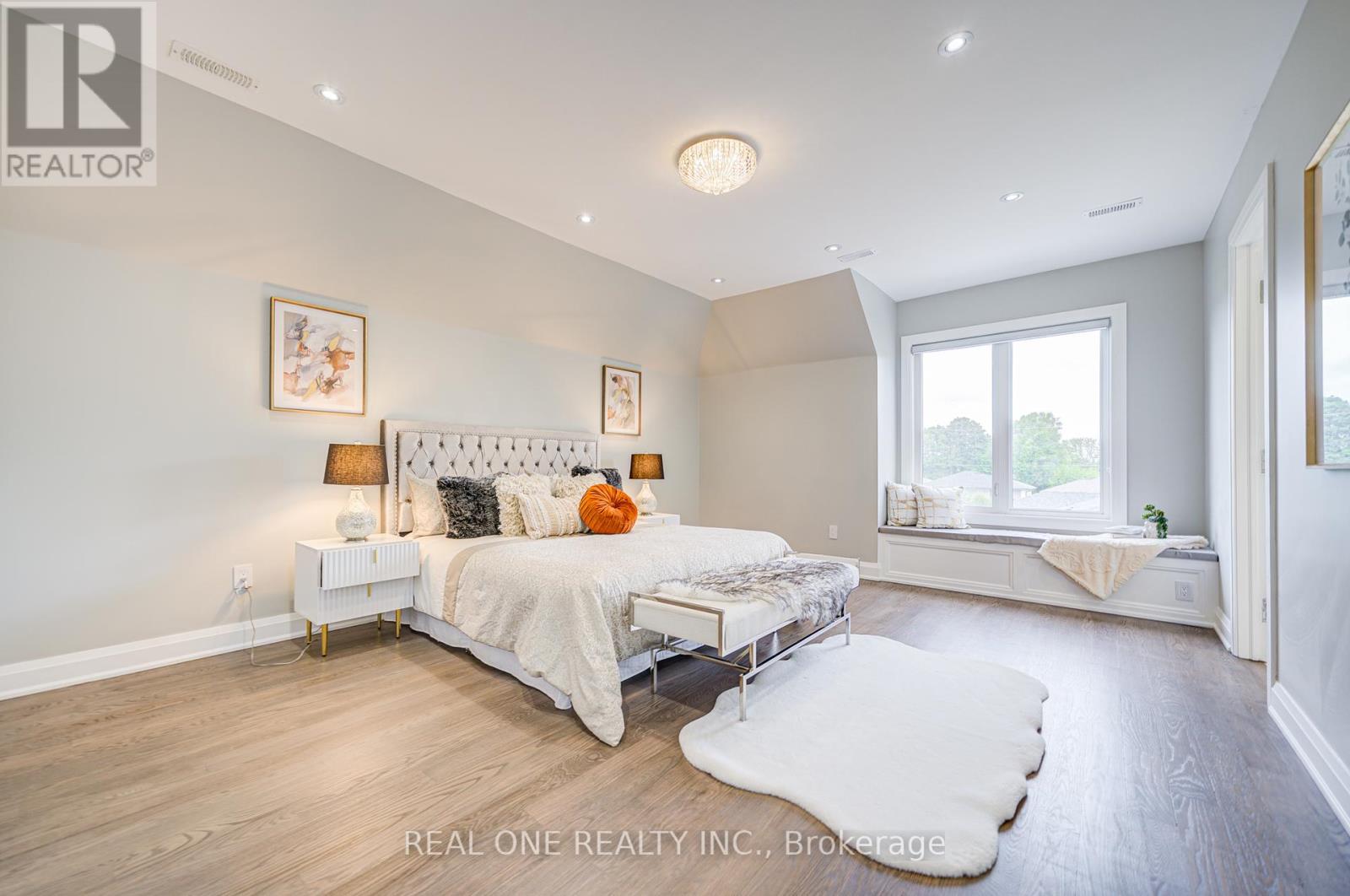 158 Waterloo Avenue, Toronto, Ontario  M3H 3Z1 - Photo 23 - C12209451