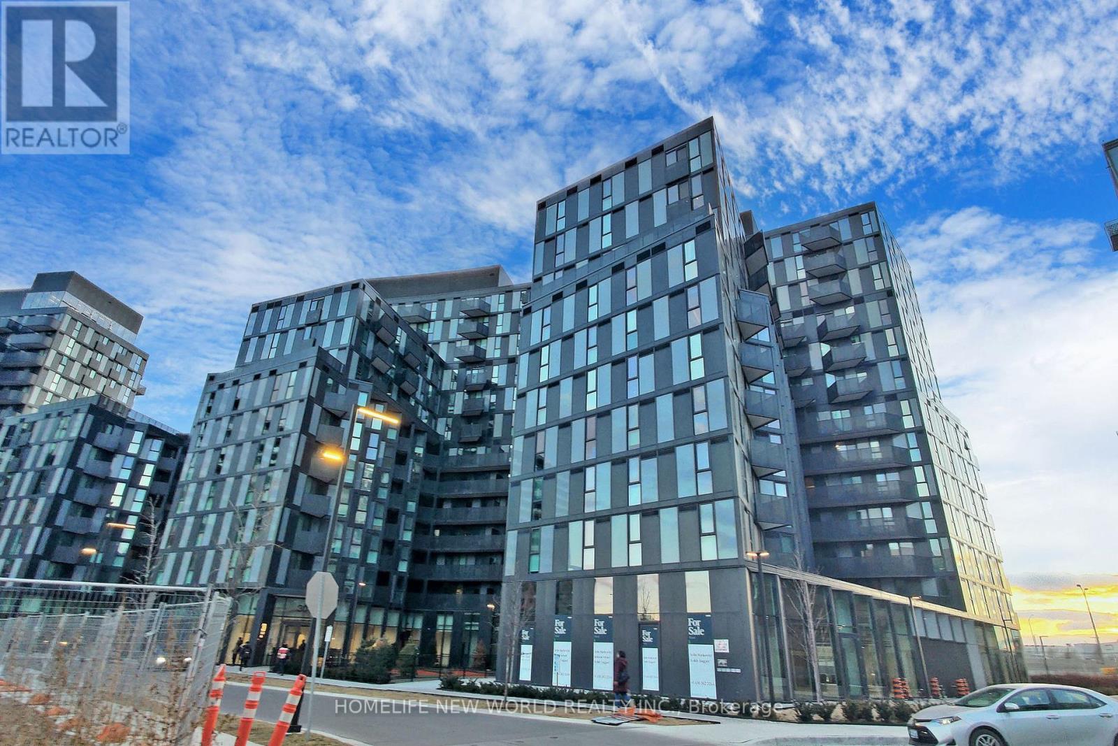 226 - 30 TRETTI WAY, Toronto, Ontario