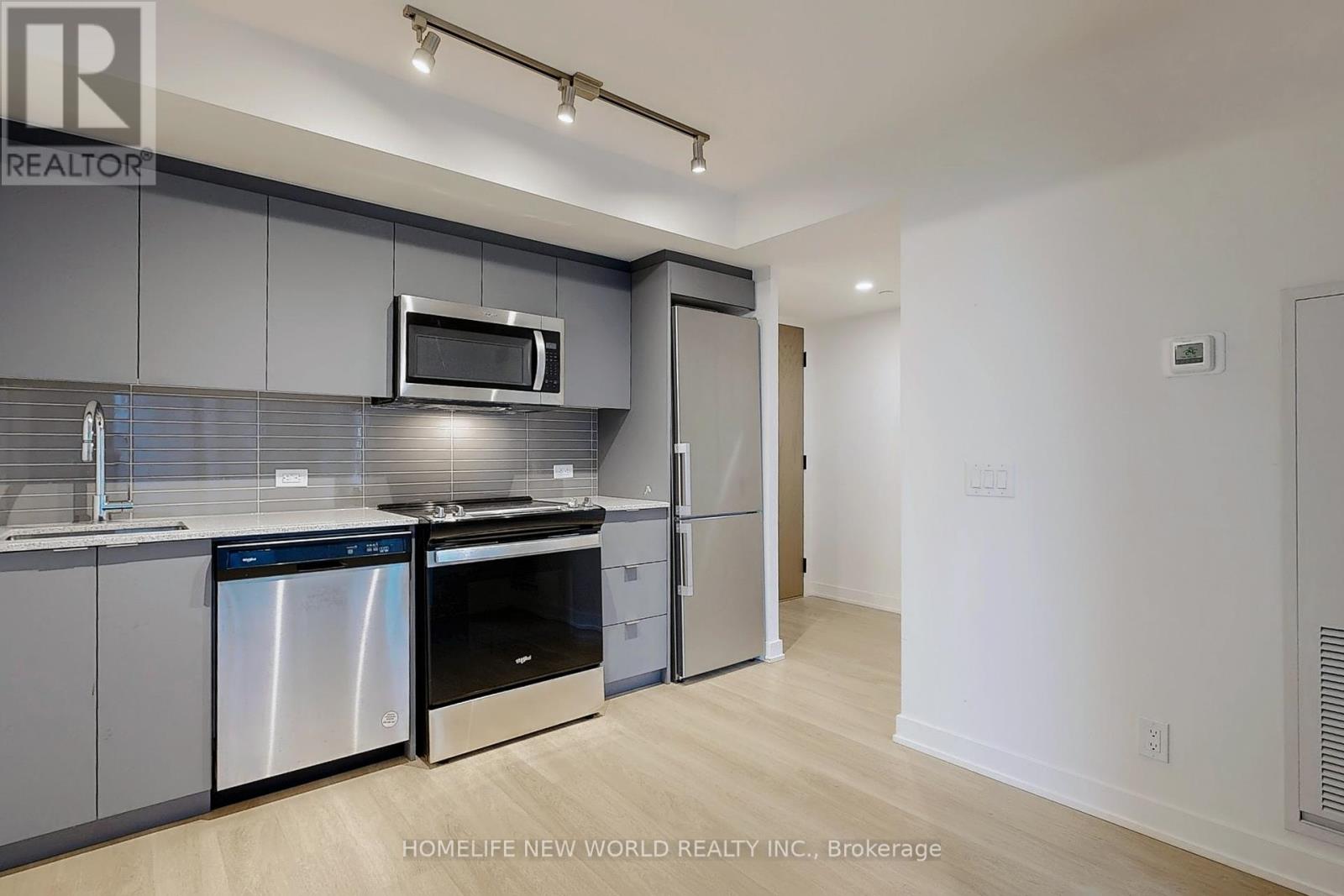 226 - 30 Tretti Way, Toronto, Ontario  M3H 0E3 - Photo 10 - C12209484
