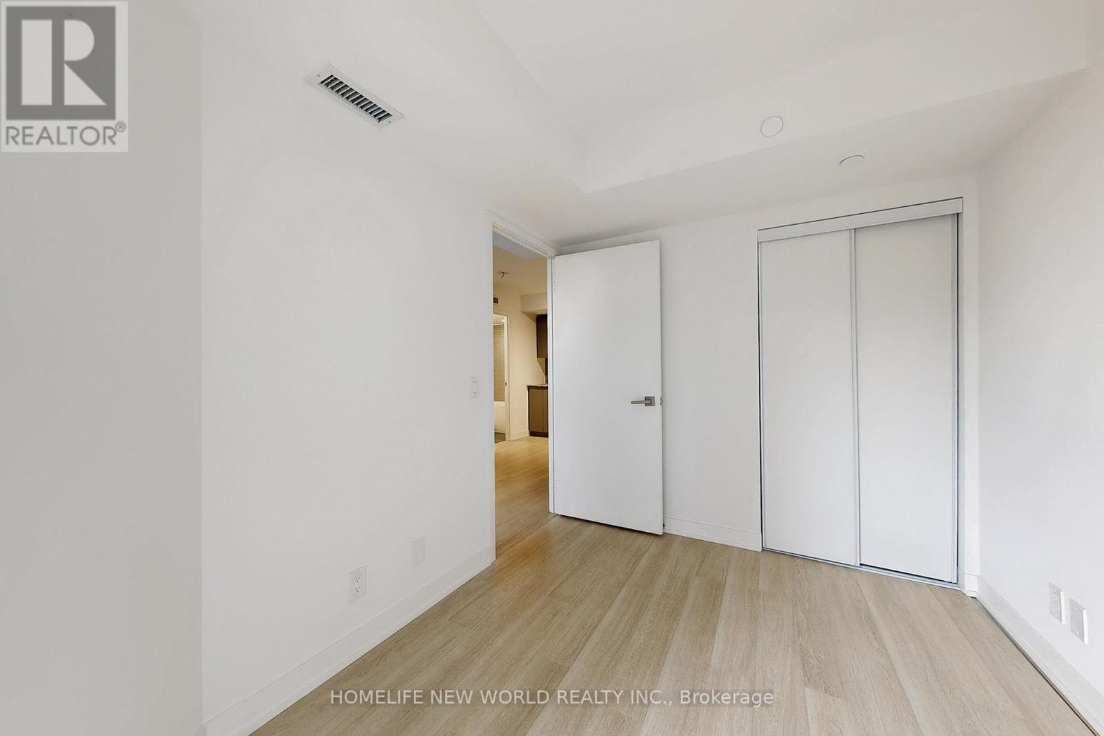 226 - 30 Tretti Way, Toronto, Ontario  M3H 0E3 - Photo 17 - C12209484