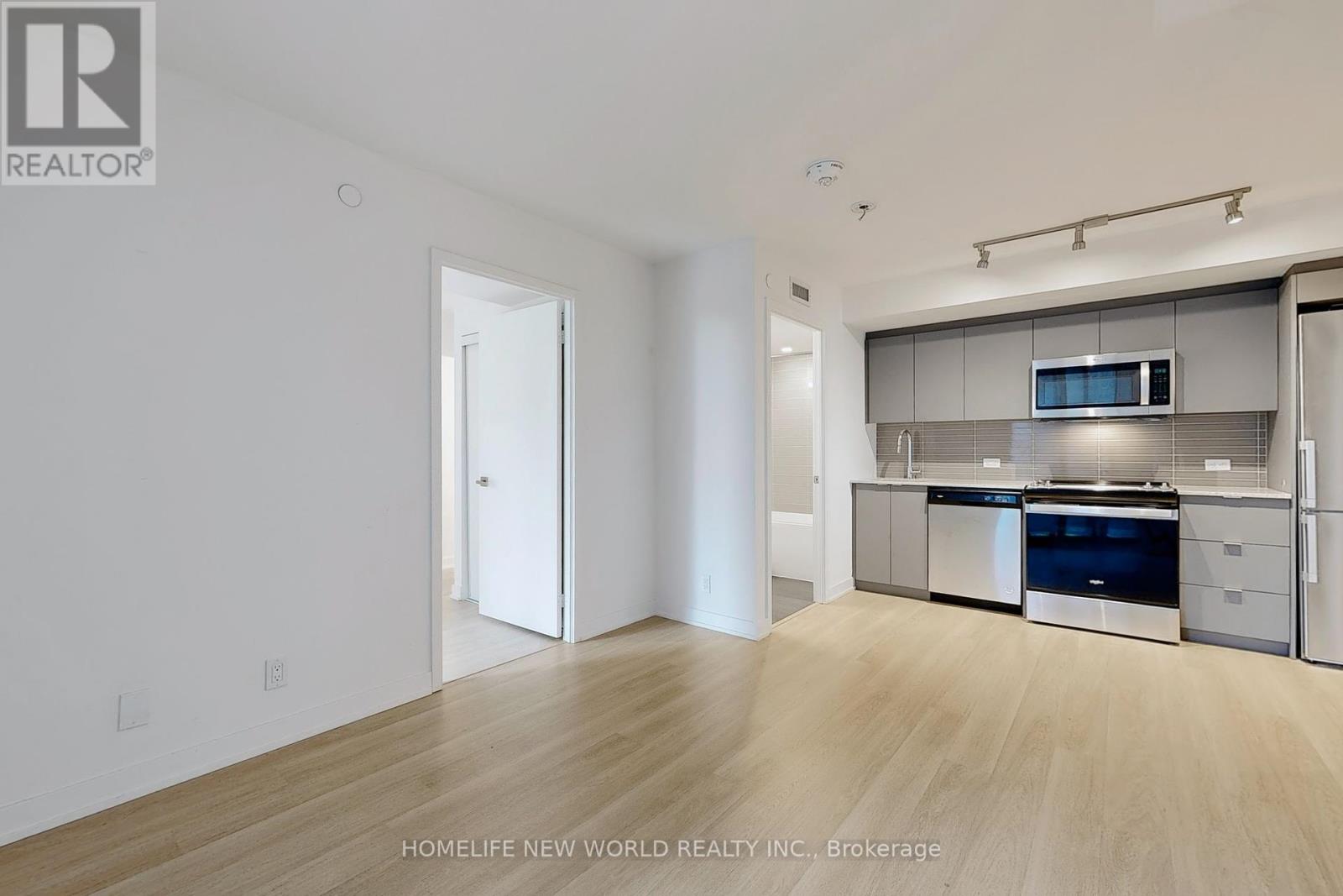 226 - 30 Tretti Way, Toronto, Ontario  M3H 0E3 - Photo 8 - C12209484